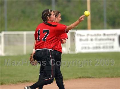 Thumbnail 3 in Fitch vs Mercy (CIAC Class LL Semifinal) photogallery.