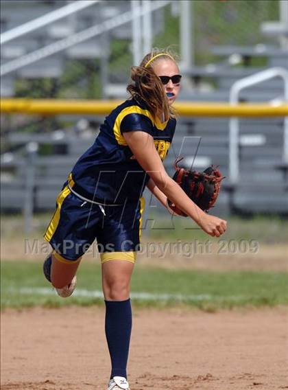 Thumbnail 1 in Fitch vs Mercy (CIAC Class LL Semifinal) photogallery.