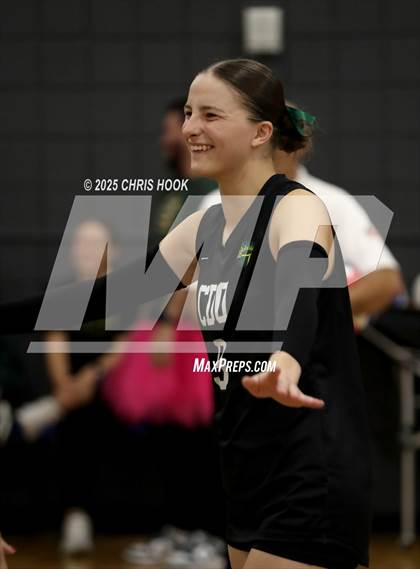 Thumbnail 2 in Salpointe Catholic vs. Canyon del Oro (Lancer Invitational) photogallery.