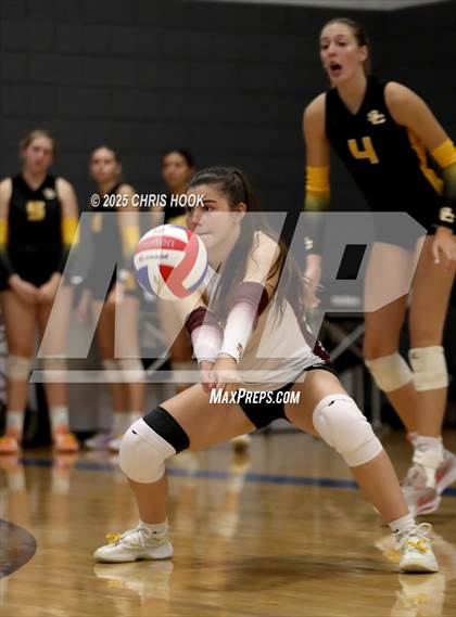 Thumbnail 1 in Salpointe Catholic vs. Canyon del Oro (Lancer Invitational) photogallery.