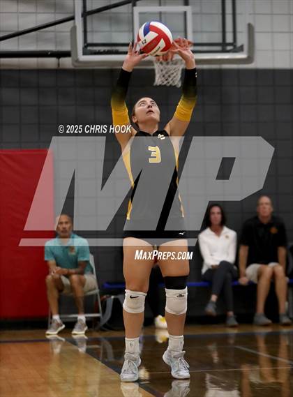 Thumbnail 2 in Salpointe Catholic vs. Canyon del Oro (Lancer Invitational) photogallery.