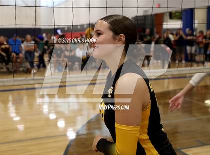 Thumbnail 2 in Salpointe Catholic vs. Canyon del Oro (Lancer Invitational) photogallery.