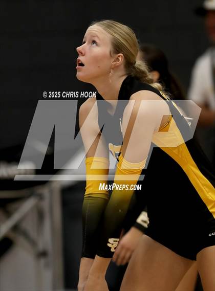 Thumbnail 3 in Salpointe Catholic vs. Canyon del Oro (Lancer Invitational) photogallery.