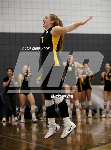 Thumbnail 3 in Salpointe Catholic vs. Canyon del Oro (Lancer Invitational) photogallery.