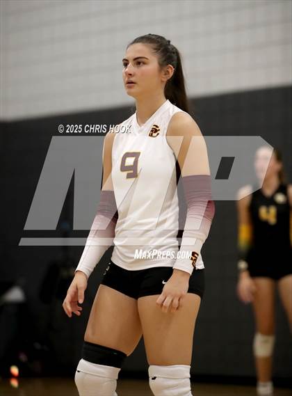 Thumbnail 1 in Salpointe Catholic vs. Canyon del Oro (Lancer Invitational) photogallery.