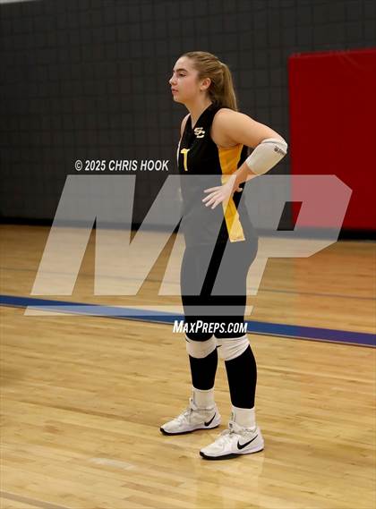 Thumbnail 3 in Salpointe Catholic vs. Canyon del Oro (Lancer Invitational) photogallery.