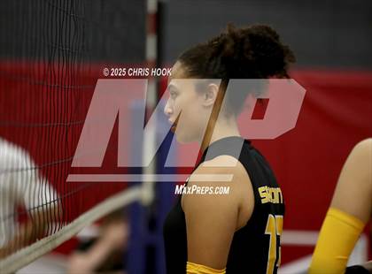 Thumbnail 1 in Salpointe Catholic vs. Canyon del Oro (Lancer Invitational) photogallery.