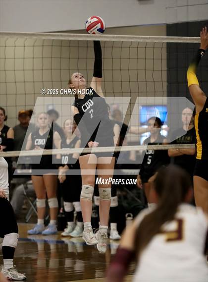 Thumbnail 2 in Salpointe Catholic vs. Canyon del Oro (Lancer Invitational) photogallery.