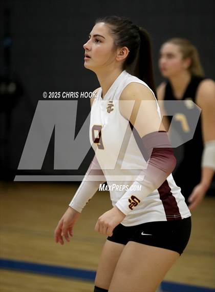 Thumbnail 3 in Salpointe Catholic vs. Canyon del Oro (Lancer Invitational) photogallery.