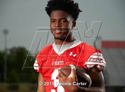 Thumbnail 1 in Archer (2015 Preseason Top 25 Photo Shoot)  photogallery.