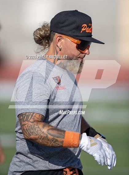 Thumbnail 2 in Orange @ Huntington Beach photogallery.
