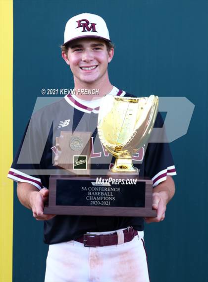 Thumbnail 3 in  Desert Mountain (AIA 5A Final Awards) photogallery.