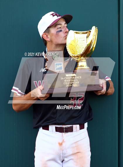 Thumbnail 1 in  Desert Mountain (AIA 5A Final Awards) photogallery.