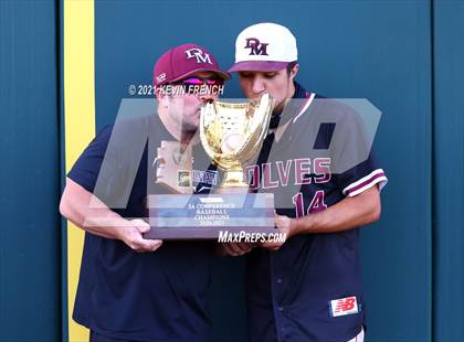 Thumbnail 1 in  Desert Mountain (AIA 5A Final Awards) photogallery.