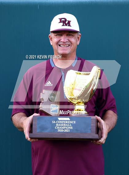 Thumbnail 2 in  Desert Mountain (AIA 5A Final Awards) photogallery.