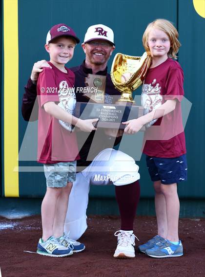 Thumbnail 1 in  Desert Mountain (AIA 5A Final Awards) photogallery.