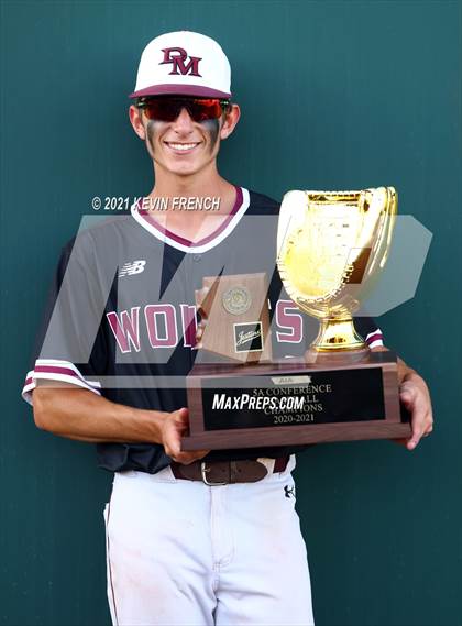 Thumbnail 2 in  Desert Mountain (AIA 5A Final Awards) photogallery.