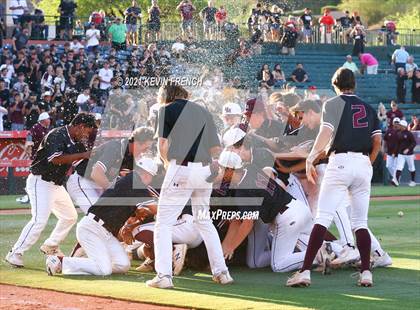 Thumbnail 3 in  Desert Mountain (AIA 5A Final Awards) photogallery.