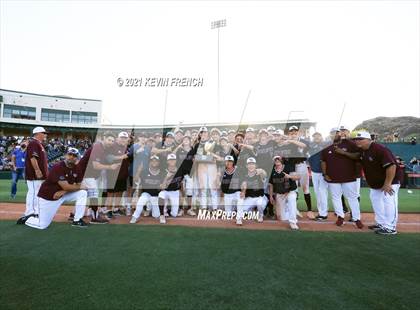 Thumbnail 1 in  Desert Mountain (AIA 5A Final Awards) photogallery.