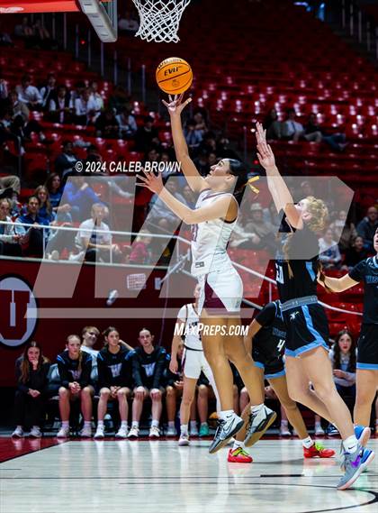 Thumbnail 2 in Lone Peak vs. Westlake (UHSAA 6A Quarterfinal) photogallery.