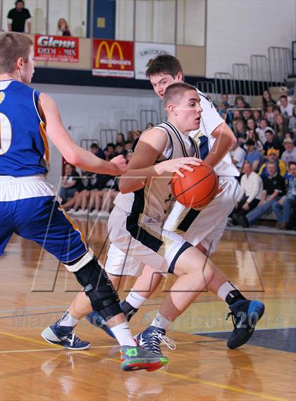 Thumbnail 1 in Johnsonburg vs Clarion-Limestone (PIAA D9 A Consolation) photogallery.