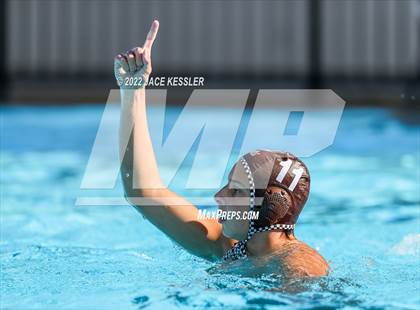 Thumbnail 1 in Newbury Park @ Crespi photogallery.