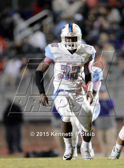 Thumbnail 2 in Dutchtown vs. Zachary (LHSAA Class 5A 2nd Round) photogallery.