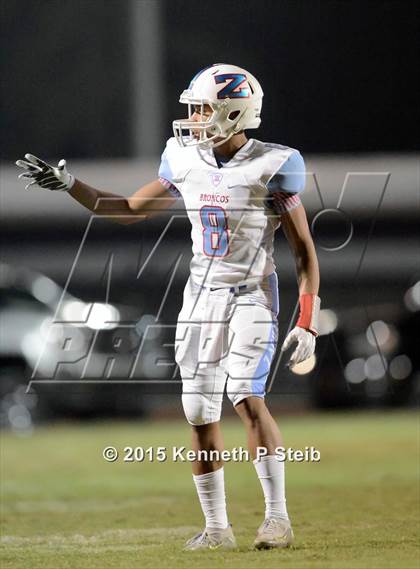 Thumbnail 3 in Dutchtown vs. Zachary (LHSAA Class 5A 2nd Round) photogallery.