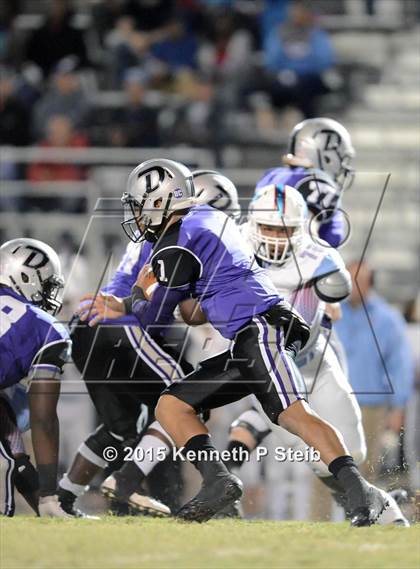 Thumbnail 3 in Dutchtown vs. Zachary (LHSAA Class 5A 2nd Round) photogallery.