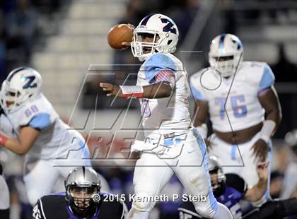 Thumbnail 2 in Dutchtown vs. Zachary (LHSAA Class 5A 2nd Round) photogallery.