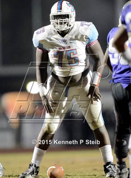 Thumbnail 2 in Dutchtown vs. Zachary (LHSAA Class 5A 2nd Round) photogallery.