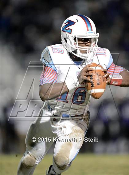 Thumbnail 2 in Dutchtown vs. Zachary (LHSAA Class 5A 2nd Round) photogallery.