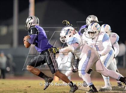 Thumbnail 3 in Dutchtown vs. Zachary (LHSAA Class 5A 2nd Round) photogallery.