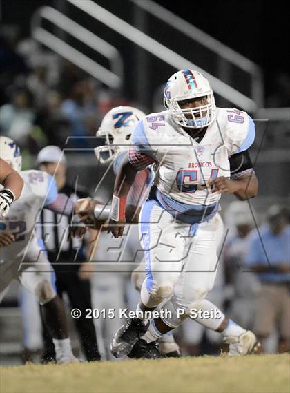 Thumbnail 1 in Dutchtown vs. Zachary (LHSAA Class 5A 2nd Round) photogallery.