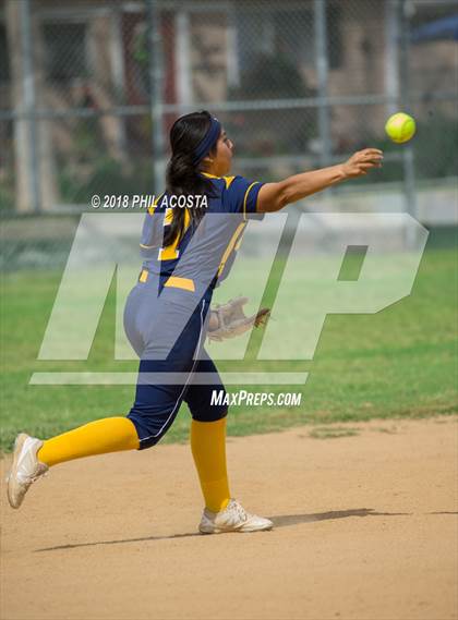 Thumbnail 1 in Eagle Rock vs Wilson photogallery.