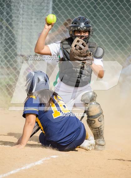 Thumbnail 3 in Eagle Rock vs Wilson photogallery.