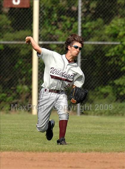 Thumbnail 1 in Masuk @ Bethel (SWC Quarterfinal) photogallery.