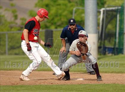 Thumbnail 3 in Masuk @ Bethel (SWC Quarterfinal) photogallery.
