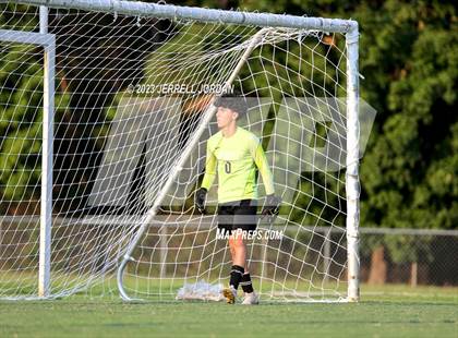 Thumbnail 2 in Enloe @ Southeast Raleigh photogallery.