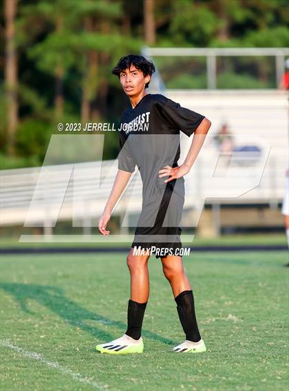 Thumbnail 3 in Enloe @ Southeast Raleigh photogallery.