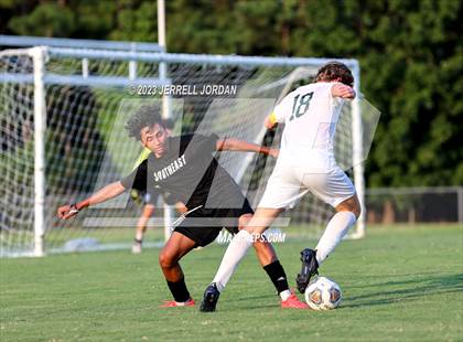 Thumbnail 2 in Enloe @ Southeast Raleigh photogallery.