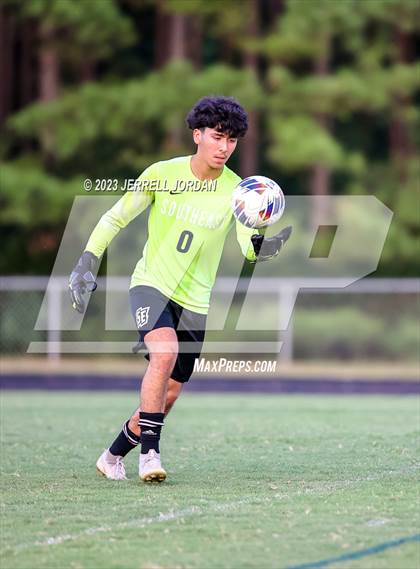 Thumbnail 1 in Enloe @ Southeast Raleigh photogallery.