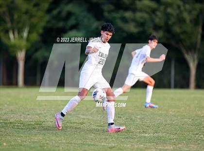 Thumbnail 3 in Enloe @ Southeast Raleigh photogallery.