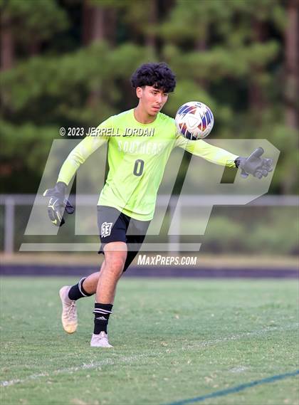 Thumbnail 3 in Enloe @ Southeast Raleigh photogallery.