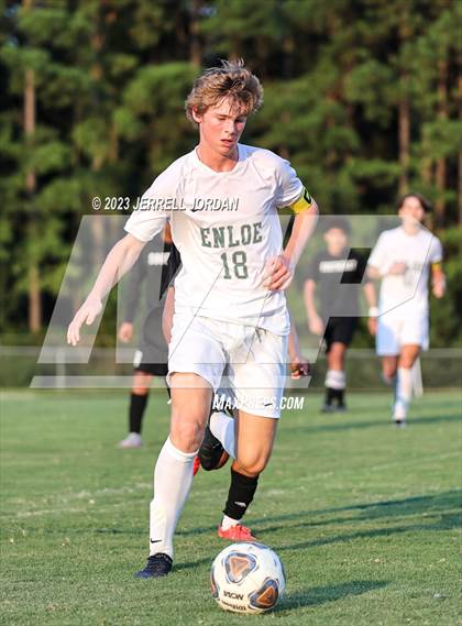 Thumbnail 2 in Enloe @ Southeast Raleigh photogallery.