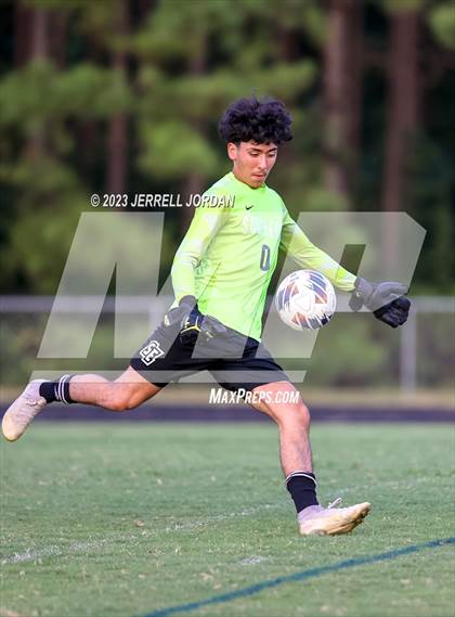 Thumbnail 3 in Enloe @ Southeast Raleigh photogallery.