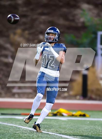 Thumbnail 1 in Sierra Canyon vs Campbell Hall photogallery.