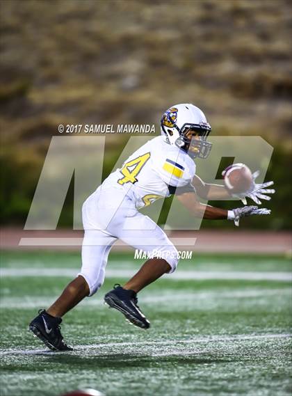 Thumbnail 3 in Sierra Canyon vs Campbell Hall photogallery.