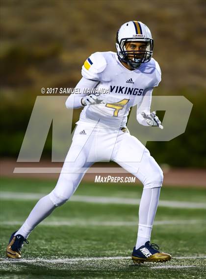 Thumbnail 2 in Sierra Canyon vs Campbell Hall photogallery.