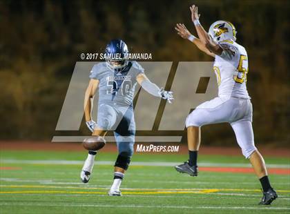 Thumbnail 3 in Sierra Canyon vs Campbell Hall photogallery.